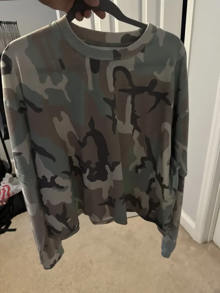 GvGallery Camo Longsleeve